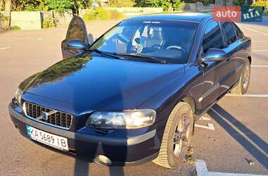 Седан Volvo S60 2000 в 