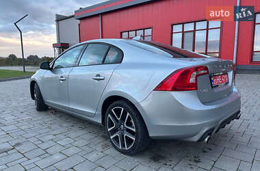 Седан Volvo S60 2017 в 