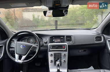 Седан Volvo S60 2017 в 