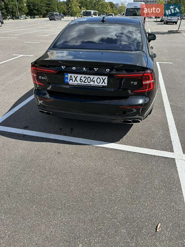 Седан Volvo S60 2020 в Києві фото 5 Седан Volvo S60 2020 в Києві