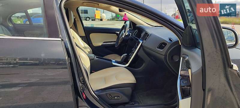 Седан Volvo S60 2012 в Львове фото 15 Седан Volvo S60 2012 в Львове