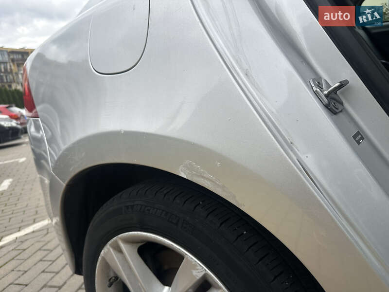 Седан Volvo S60 2013 в Киеве