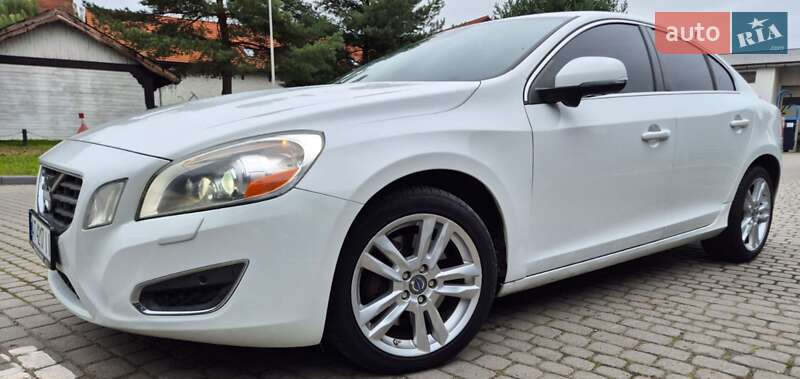 Седан Volvo S60 2012 в Івано-Франківську