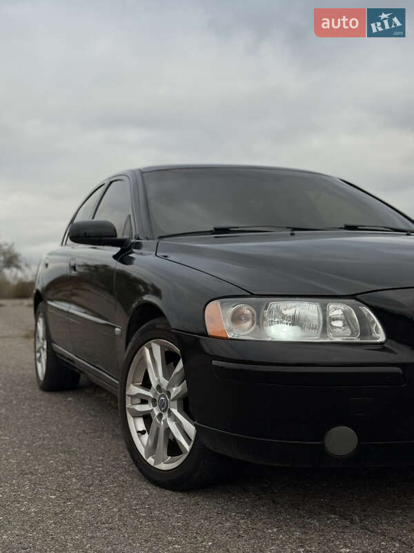 Седан Volvo S60 2005 в Одессе