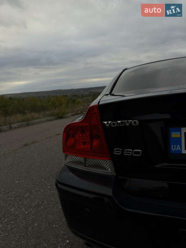 Седан Volvo S60 2005 в Одессе