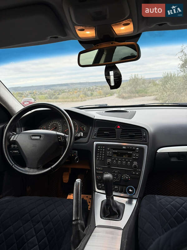 Седан Volvo S60 2005 в Одессе