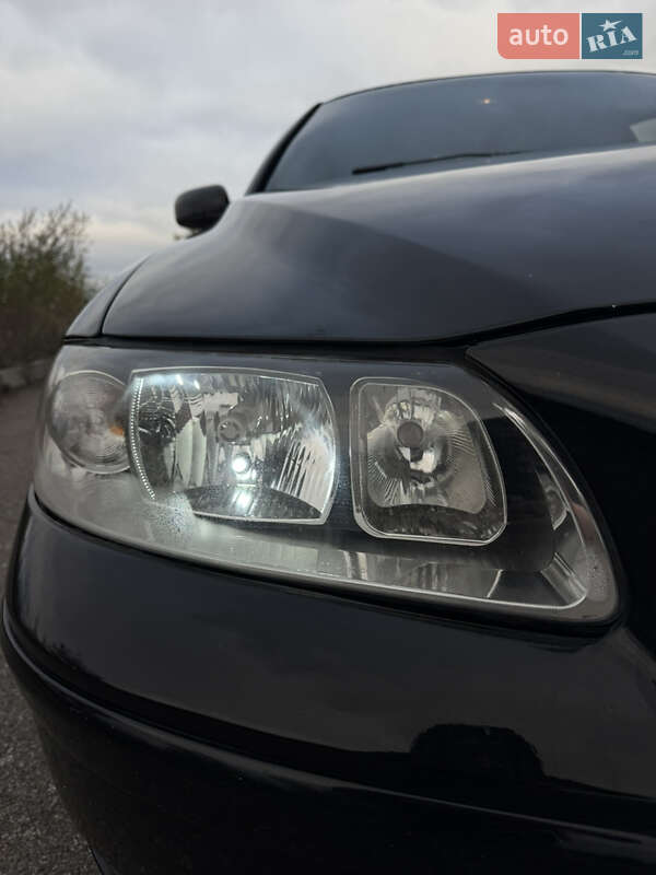 Седан Volvo S60 2005 в Одессе