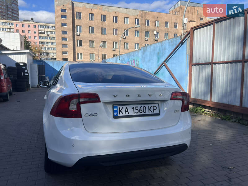 Седан Volvo S60 2013 в Києві фото 25 Седан Volvo S60 2013 в Києві