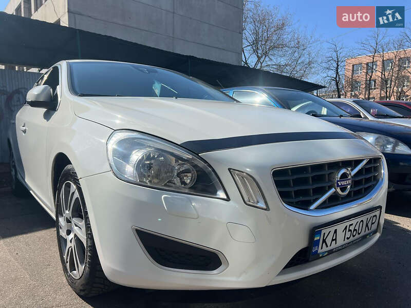 Седан Volvo S60 2013 в Києві фото 31 Седан Volvo S60 2013 в Києві