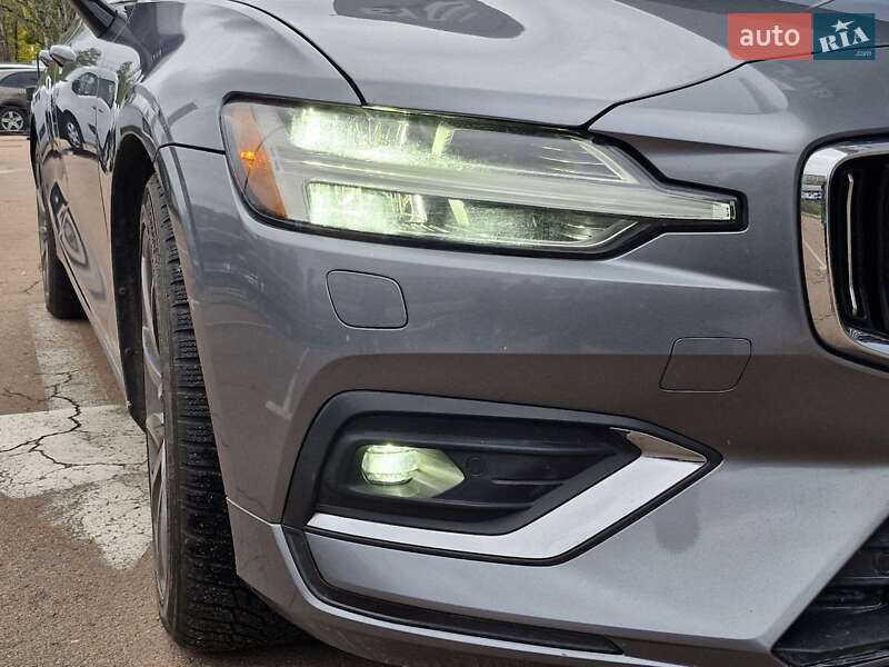 Седан Volvo S60 2018 в Києві фото 24 Седан Volvo S60 2018 в Києві