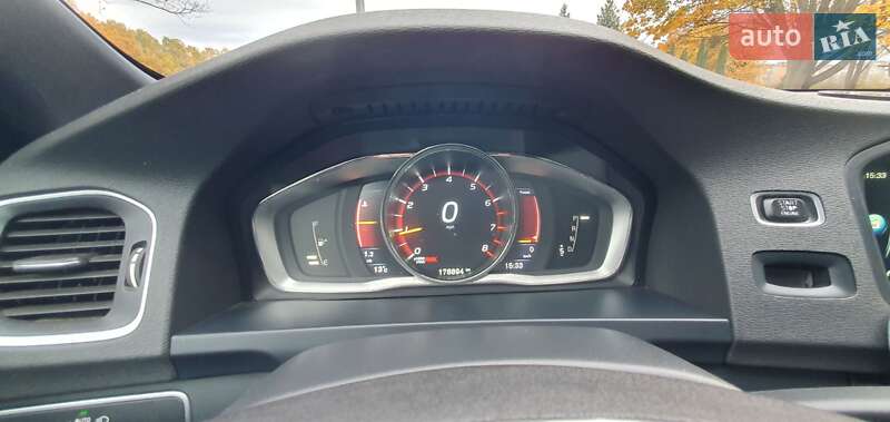 Седан Volvo S60 2015 в Ровно фото 15 Седан Volvo S60 2015 в Ровно