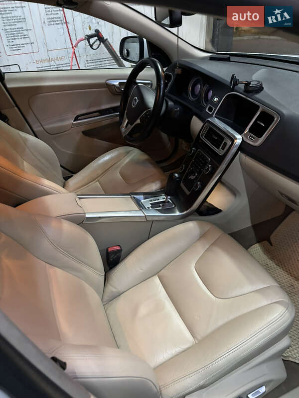 Седан Volvo S60 2012 в Беляевке фото 23 Седан Volvo S60 2012 в Беляевке