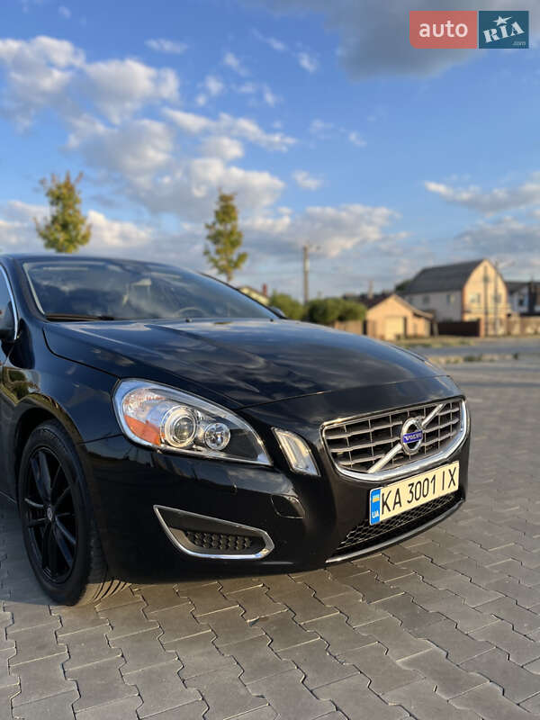 Седан Volvo S60 2012 в Киеве фото 3 Седан Volvo S60 2012 в Киеве