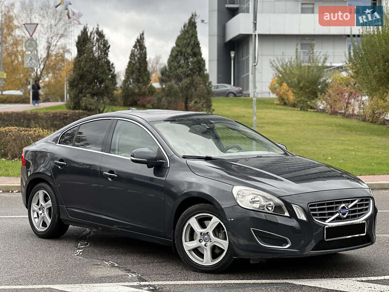 Седан Volvo S60 2012 в Киеве фото 8 Седан Volvo S60 2012 в Киеве