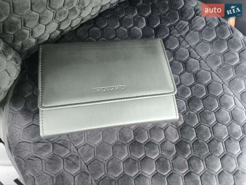 Седан Volvo S60 2011 в Трускавці