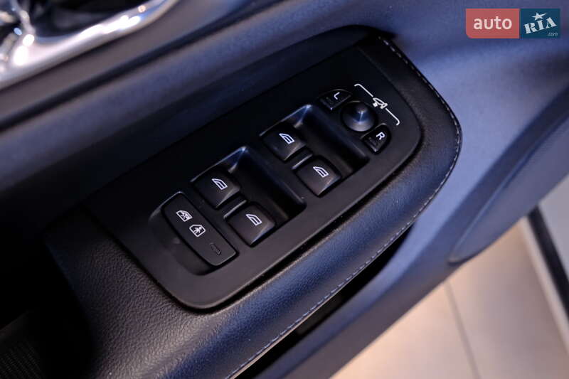 Седан Volvo S60 2018 в Одесі