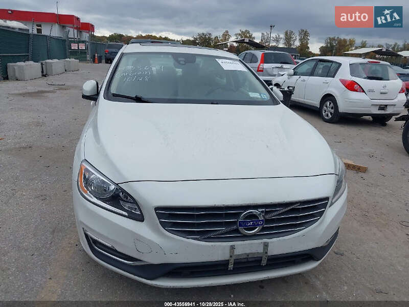 Седан Volvo S60 2015 в Києві фото 5 Седан Volvo S60 2015 в Києві