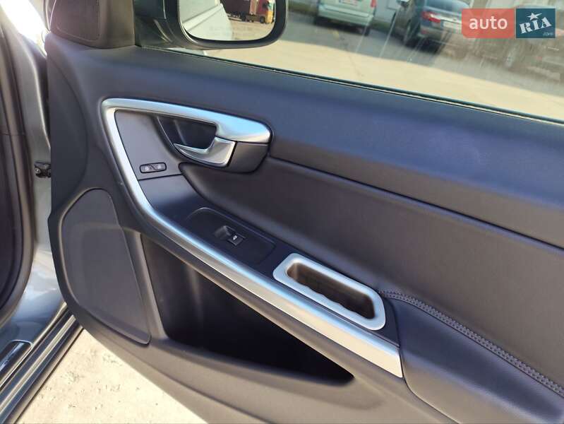 Седан Volvo S60 2017 в Житомирі фото 28 Седан Volvo S60 2017 в Житомирі