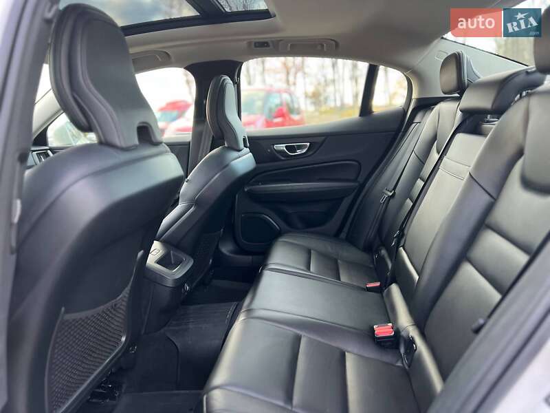 Седан Volvo S60 2019 в Стрые фото 20 Седан Volvo S60 2019 в Стрые