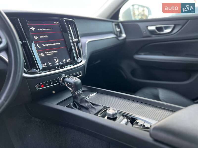 Седан Volvo S60 2019 в Стрые фото 25 Седан Volvo S60 2019 в Стрые
