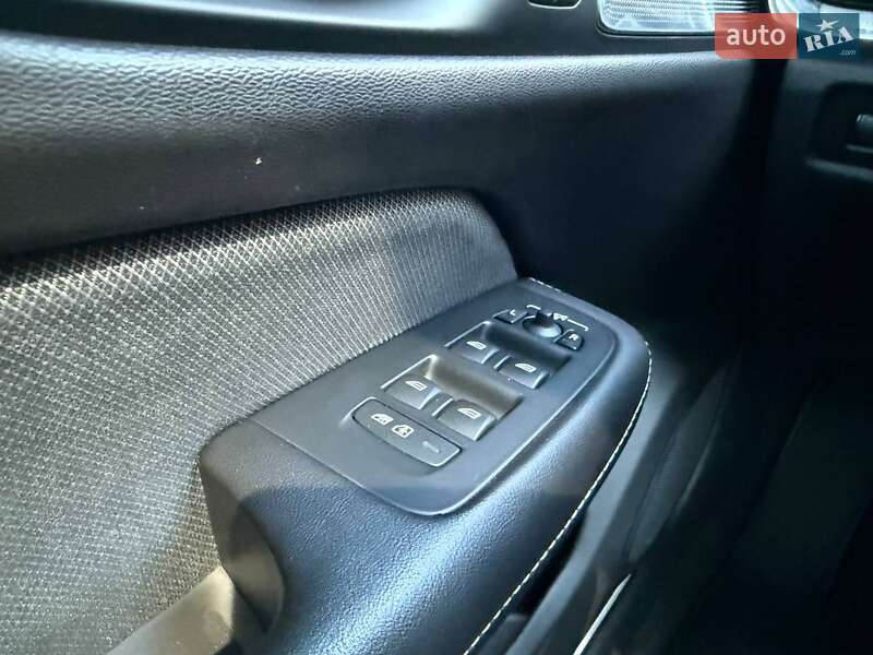 Седан Volvo S60 2019 в Києві