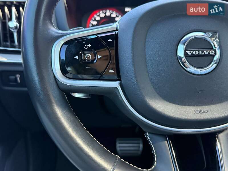 Седан Volvo S60 2019 в Києві