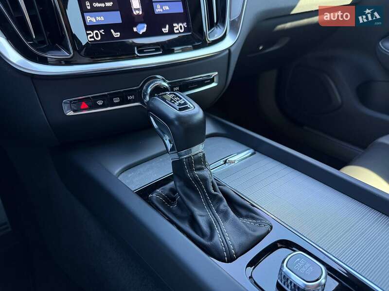 Седан Volvo S60 2019 в Києві