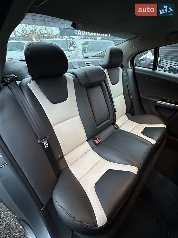 Седан Volvo S60 2015 в Белогородке фото 19 Седан Volvo S60 2015 в Белогородке