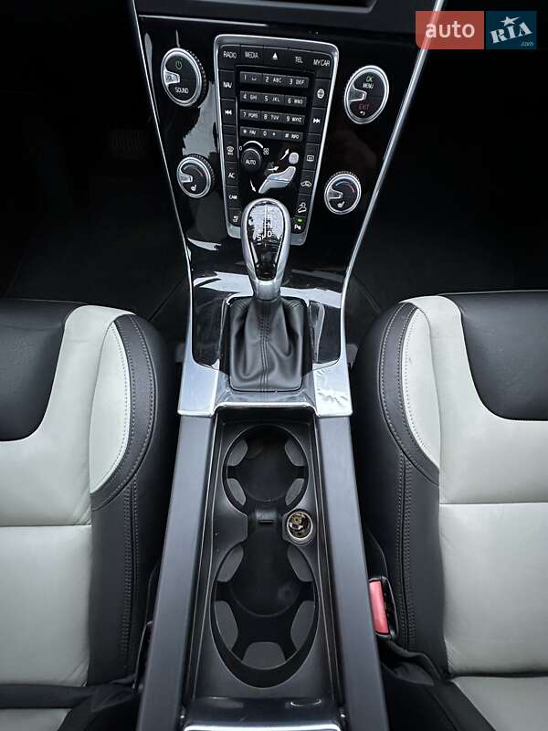 Седан Volvo S60 2015 в Белогородке фото 30 Седан Volvo S60 2015 в Белогородке