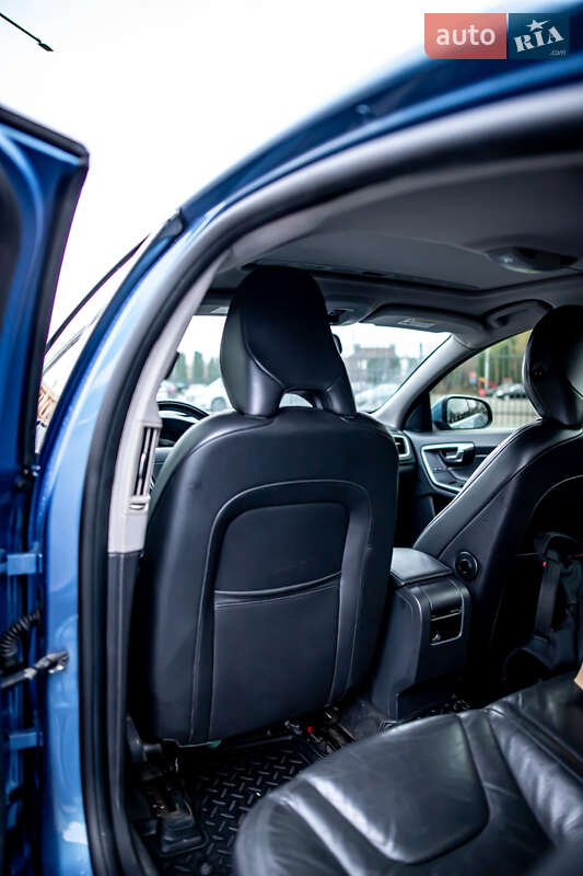 Седан Volvo S60 2013 в Броварах