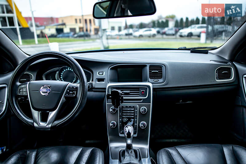 Седан Volvo S60 2013 в Броварах