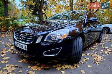 Седан Volvo S60 2012 в Ивано-Франковске