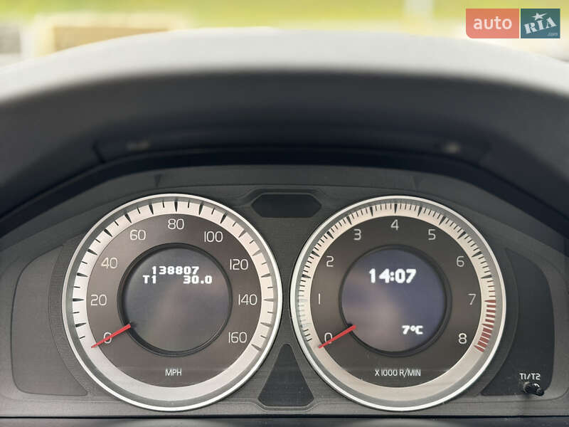 Седан Volvo S60 2013 в Львове