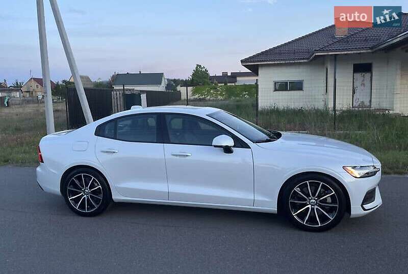 Седан Volvo S60 2019 в Киеве фото 2 Седан Volvo S60 2019 в Киеве