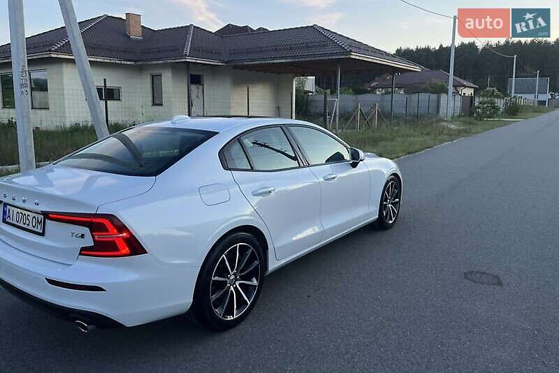 Седан Volvo S60 2019 в Киеве фото 10 Седан Volvo S60 2019 в Киеве