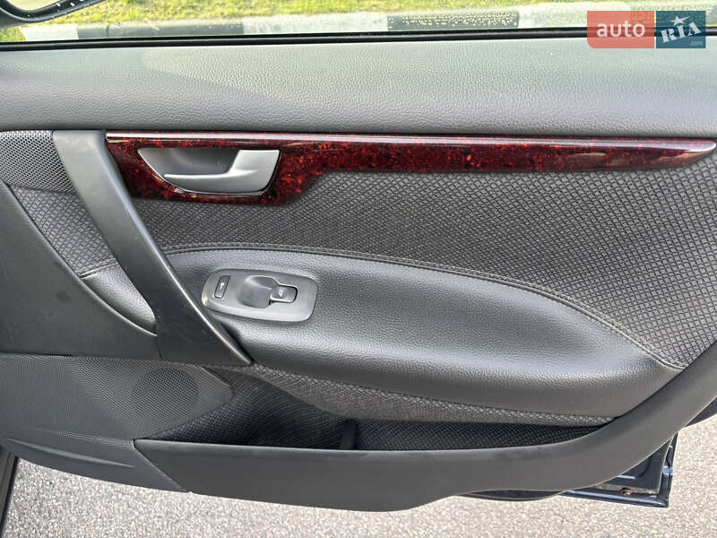 Седан Volvo S60 2003 в Києві