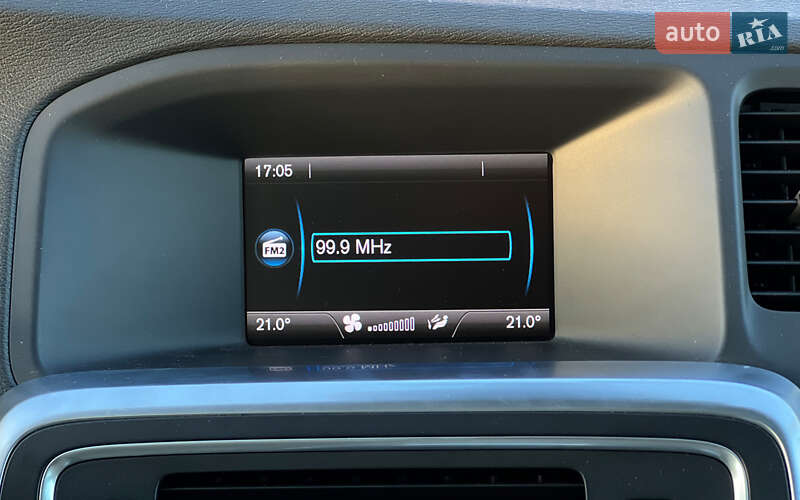 Седан Volvo S60 2011 в Львове