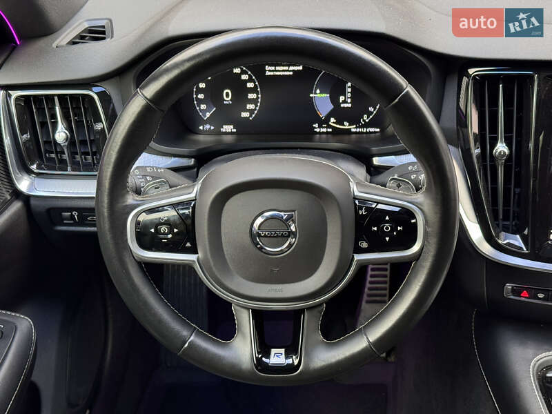 Седан Volvo S60 2019 в Киеве фото 18 Седан Volvo S60 2019 в Киеве