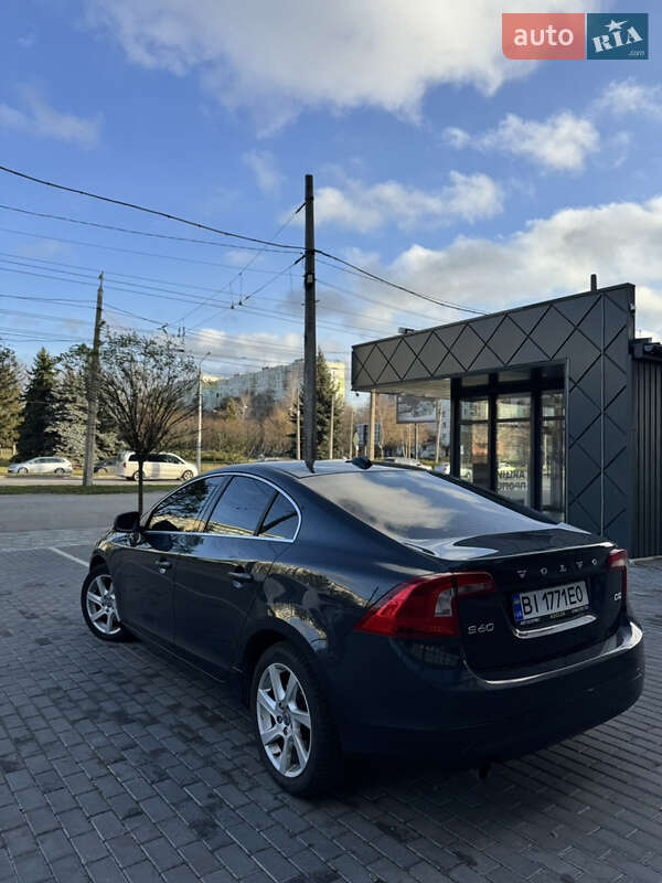 Седан Volvo S60 2014 в Полтаві фото 6 Седан Volvo S60 2014 в Полтаві