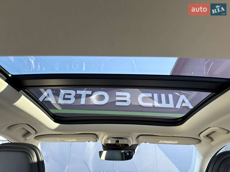 Седан Volvo S60 2019 в Львові