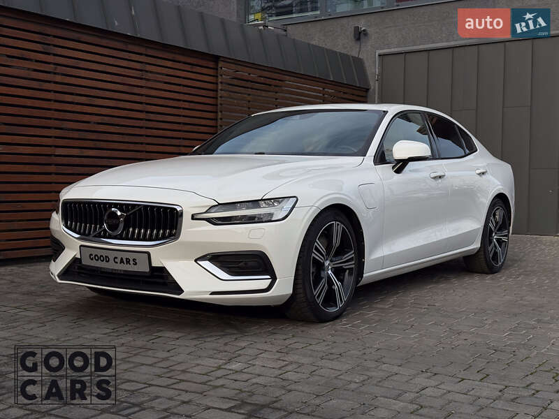 Седан Volvo S60 2020 в Одессе