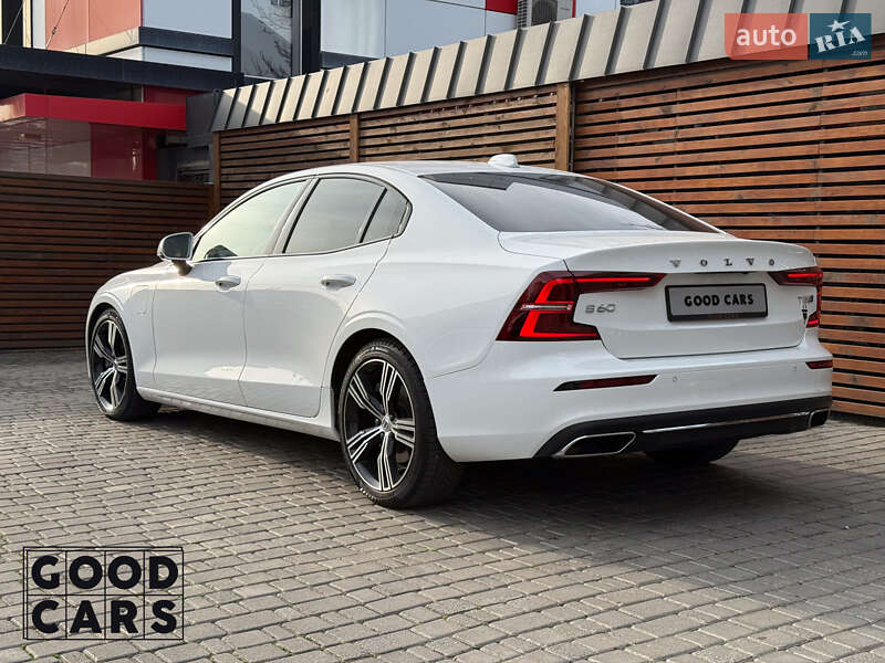 Седан Volvo S60 2020 в Одессе