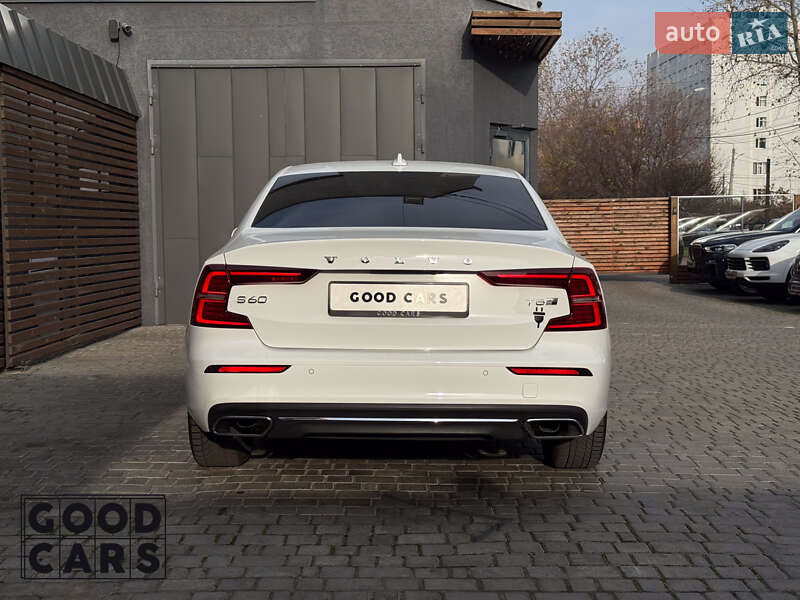 Седан Volvo S60 2020 в Одессе