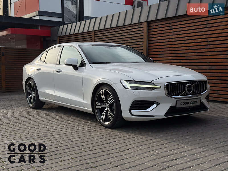 Седан Volvo S60 2020 в Одессе