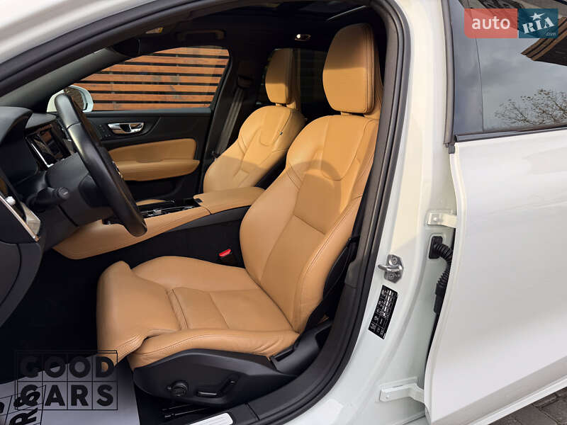 Седан Volvo S60 2020 в Одессе