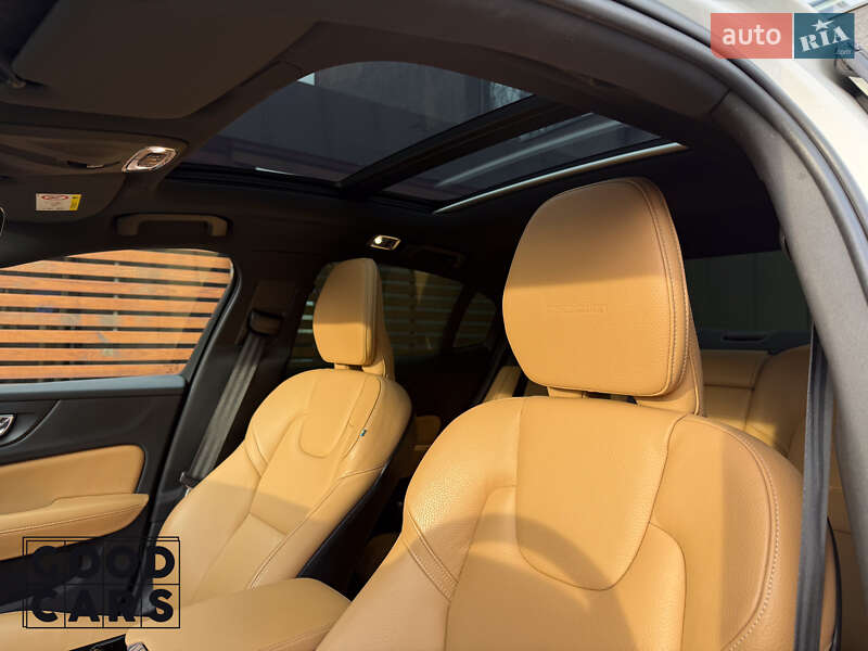 Седан Volvo S60 2020 в Одессе