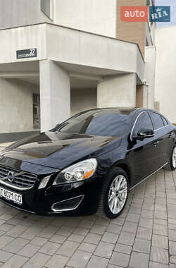 Седан Volvo S60 2012 в Івано-Франківську