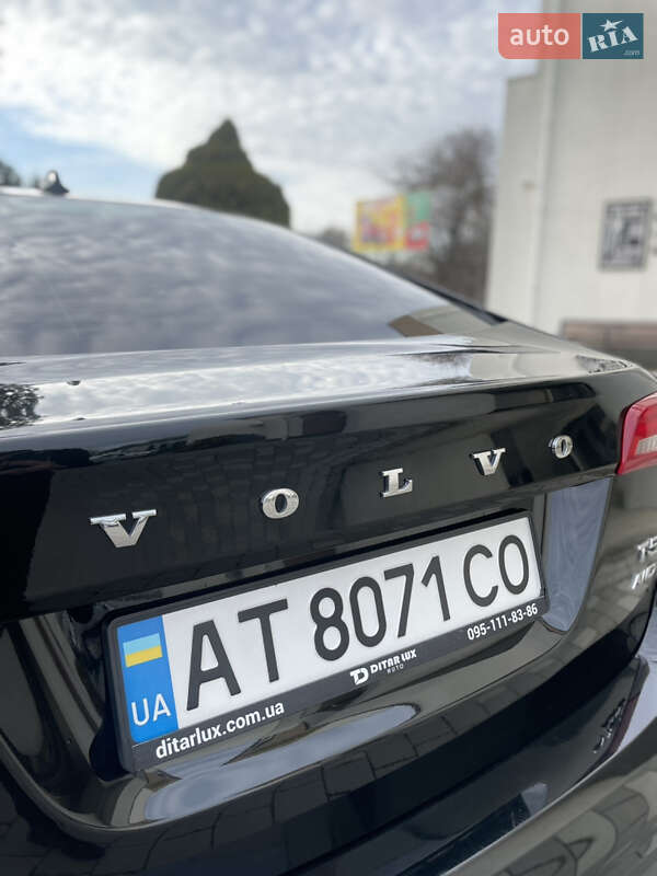 Седан Volvo S60 2012 в Івано-Франківську