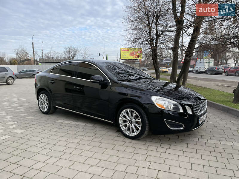 Седан Volvo S60 2012 в Івано-Франківську