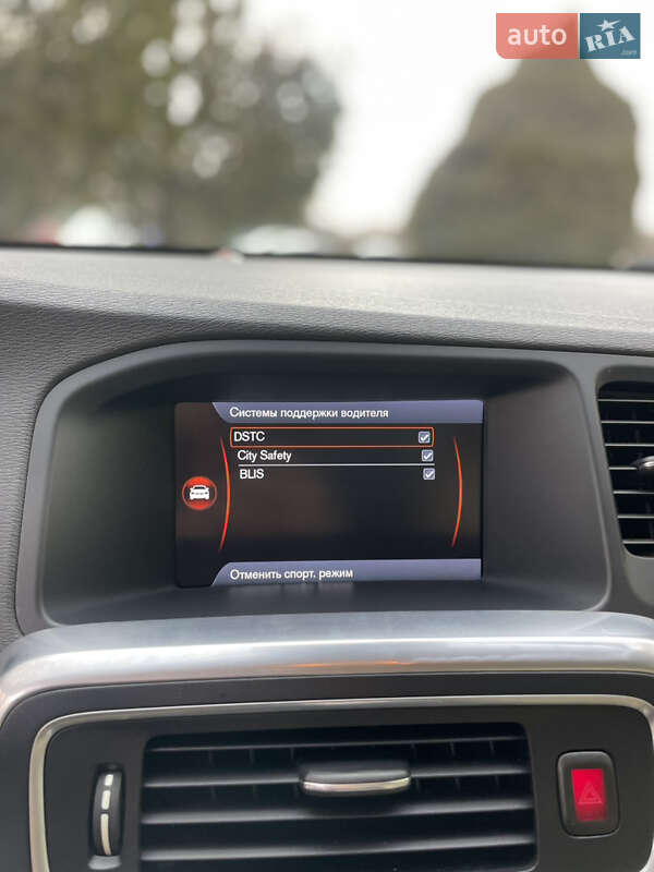 Седан Volvo S60 2012 в Івано-Франківську